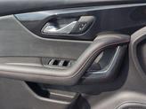 Thumbnail of 2022 Iridescent Pearl Tricoat Chevrolet Blazer