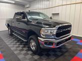 Thumbnail of 2024 Diamond Black Crystal Pearlcoat RAM 2500
