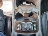 Thumbnail of 2022 Summit White GMC Acadia