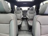 Thumbnail of 2023 Iridescent Pearl Tricoat Chevrolet Traverse