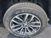 Thumbnail of 2025 Diamond Black Crystal Pearlcoat RAM 1500