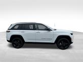 Thumbnail of 2025 Bright White Clearcoat Jeep Grand Cherokee