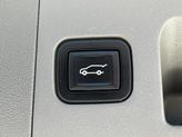 Thumbnail of 2021 Crystal White Tricoat Cadillac XT5