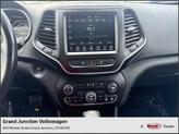 Thumbnail of 2021 Granite Crystal Metallic Clearcoat Jeep Cherokee