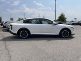 Thumbnail of 2025 Snow White Pearl Kia K4