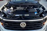 Thumbnail of 2025 Opal White Pearl Effect Volkswagen Atlas