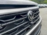Thumbnail of 2024 Deep Black Pearl Effect Volkswagen Atlas