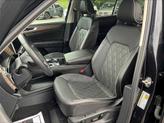 Thumbnail of 2024 Deep Black Pearl Effect Volkswagen Atlas