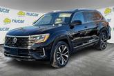 Thumbnail of 2025 Deep Black Pearl Effect Volkswagen Atlas