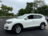 Thumbnail of 2020 Pearl White Tricoat Nissan Rogue