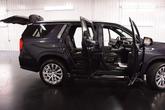 Thumbnail of 2024 Onyx Black GMC Yukon