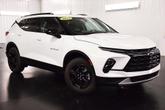 Photo of 2025 Summit White Chevrolet Blazer