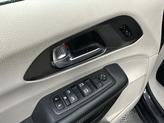 Thumbnail of 2023 Brilliant Black Crystal Pearlcoat Chrysler Pacifica