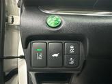 Thumbnail of 2016 White Diamond Pearl Honda CR-V