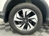 Thumbnail of 2016 White Diamond Pearl Honda CR-V