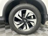 Thumbnail of 2016 White Diamond Pearl Honda CR-V