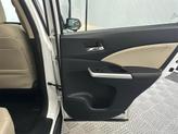 Thumbnail of 2016 White Diamond Pearl Honda CR-V