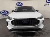 Thumbnail of 2024 Oxford White Ford Escape