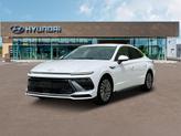 Photo of 2025 White Hyundai SONATA Hybrid