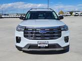 Thumbnail of 2025 Space White Metallic Ford Explorer