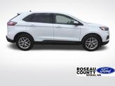 Photo of 2024 Oxford White Ford Edge