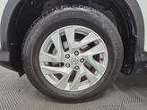 Thumbnail of 2016 White Diamond Pearl Honda CR-V