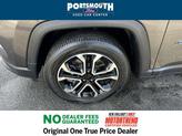 Thumbnail of 2023 Granite Crystal Metallic Clearcoat Jeep Compass