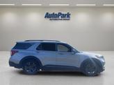 Thumbnail of 2022 Iconic Silver Metallic Ford Explorer