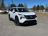 Thumbnail of 2025 Everest White Pearl Nissan Rogue