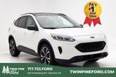 Photo of 2022 Star White Metallic Tri-Coat Ford Escape