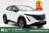 Photo of 2023 Everest White Pearl Tricoat/Black Diamond Pearl Nissan ARIYA