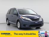 Photo of 2015 Blue Toyota Sienna