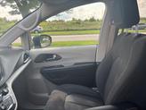 Thumbnail of 2022 Brilliant Black Crystal Pearlcoat Chrysler Voyager
