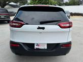 Thumbnail of 2018 Bright White Clearcoat Jeep Cherokee