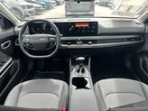 Thumbnail of 2025 Snow White Pearl Kia K4