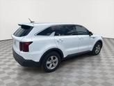 Thumbnail of 2023 Glacial White Pearl Kia Sorento
