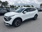 Photo of 2025 Snow White Pearl Kia Sportage