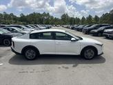 Thumbnail of 2025 Snow White Pearl Kia K4