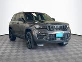 Thumbnail of 2025 Baltic Gray Metallic Clearcoat Jeep Grand Cherokee