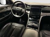 Thumbnail of 2022 Diamond Black Crystal Pearlcoat Jeep Grand Cherokee L