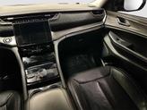 Thumbnail of 2022 Diamond Black Crystal Pearlcoat Jeep Grand Cherokee L