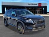 Thumbnail of 2025 Black Nissan Pathfinder