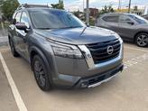 Photo of 2022 Gray Nissan Pathfinder