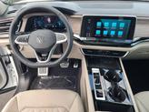 Thumbnail of 2026 White Pearl Volkswagen Atlas