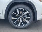 Thumbnail of 2026 White Pearl Volkswagen Atlas