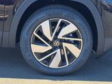Thumbnail of 2025 Deep Black Pearl Volkswagen Atlas