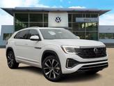 Photo of 2025 Opal White Pearl Effect Volkswagen Atlas Cross Sport