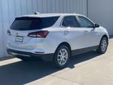 Thumbnail of 2024 Iridescent Pearl Tricoat Chevrolet Equinox