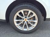 Thumbnail of 2024 White 0q Porsche Macan