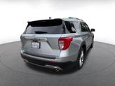 Thumbnail of 2024 Iconic Silver Metallic Ford Explorer
